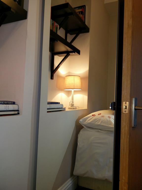 Hammersmith Apartment Brentford Ngoại thất bức ảnh