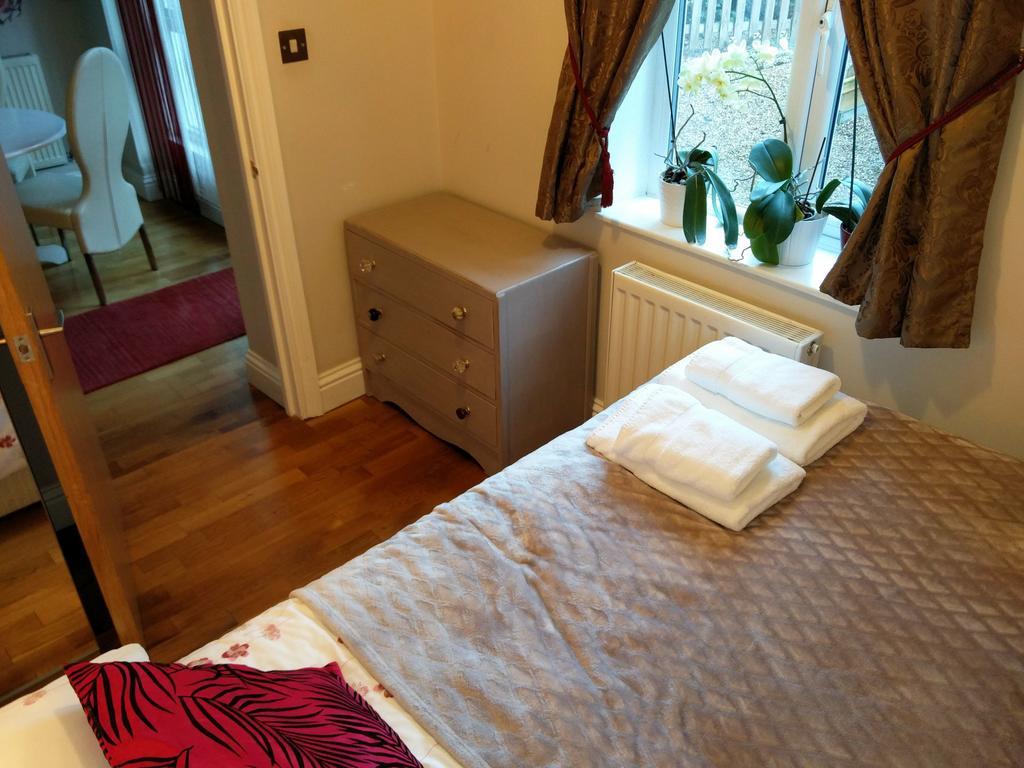 Hammersmith Apartment Brentford Ngoại thất bức ảnh
